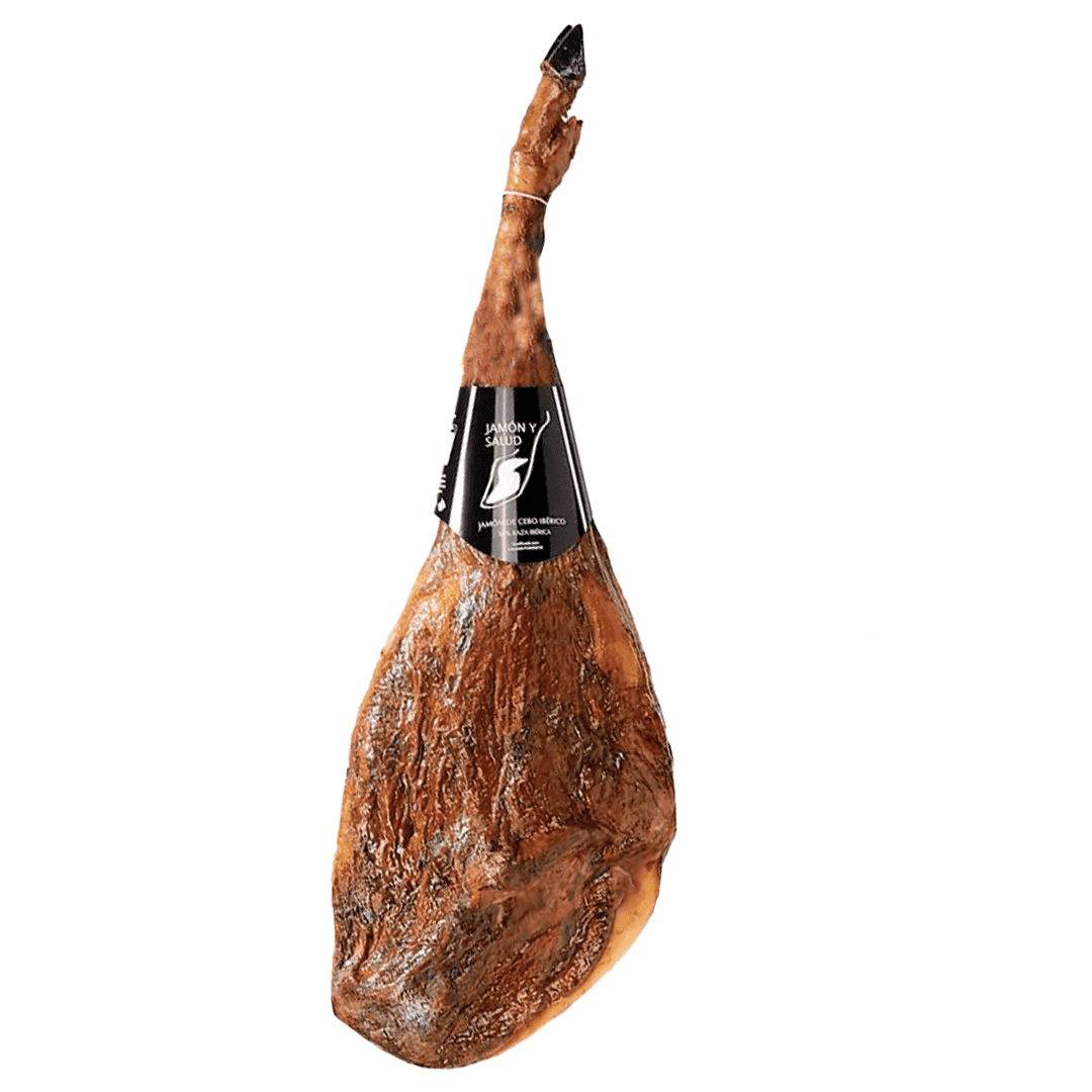Jamón de cebo ibérico 50% raza ibérica criado en semilibertad en las dehesas extremeñas, pieza entera con carne de sabor exquisito.